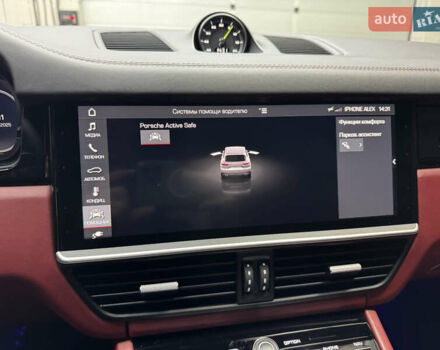 Білий Порше Cayenne, об'ємом двигуна 3 л та пробігом 75 тис. км за 71000 $, фото 61 на Automoto.ua