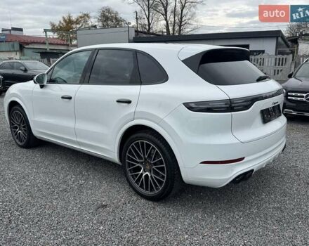 Білий Порше Cayenne, об'ємом двигуна 3 л та пробігом 33 тис. км за 59900 $, фото 36 на Automoto.ua
