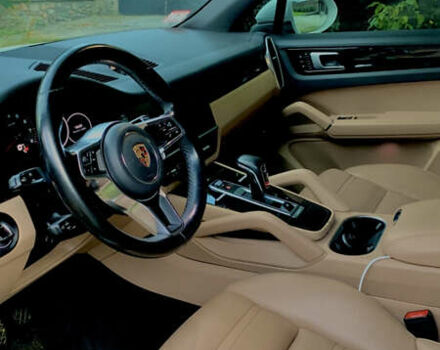 Білий Порше Cayenne, об'ємом двигуна 3 л та пробігом 84 тис. км за 49000 $, фото 4 на Automoto.ua