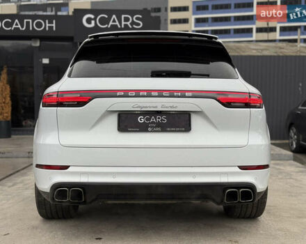 Белый Порше Каен, объемом двигателя 4 л и пробегом 52 тыс. км за 79000 $, фото 6 на Automoto.ua