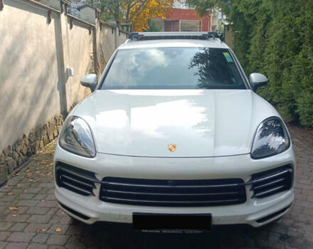 Білий Порше Cayenne, об'ємом двигуна 3 л та пробігом 90 тис. км за 48339 $, фото 2 на Automoto.ua