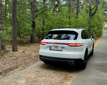 Белый Порше Каен, объемом двигателя 2.89 л и пробегом 121 тыс. км за 57000 $, фото 61 на Automoto.ua