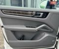 Білий Порше Cayenne, об'ємом двигуна 3 л та пробігом 33 тис. км за 59900 $, фото 47 на Automoto.ua