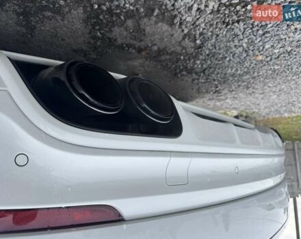 Білий Порше Cayenne, об'ємом двигуна 3 л та пробігом 33 тис. км за 59900 $, фото 51 на Automoto.ua