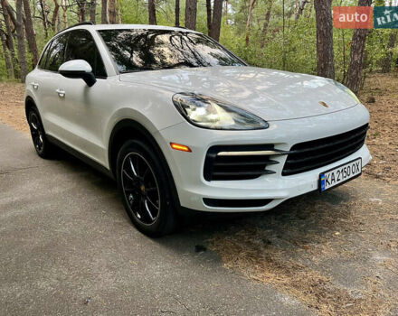 Белый Порше Каен, объемом двигателя 2.89 л и пробегом 121 тыс. км за 57000 $, фото 7 на Automoto.ua