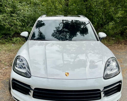 Белый Порше Каен, объемом двигателя 2.89 л и пробегом 121 тыс. км за 57000 $, фото 80 на Automoto.ua