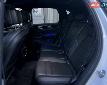 Белый Порше Каен, объемом двигателя 3 л и пробегом 39 тыс. км за 49900 $, фото 35 на Automoto.ua