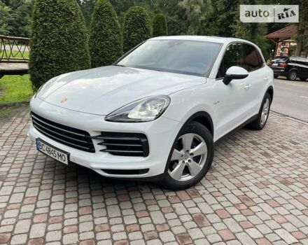 Білий Порше Cayenne, об'ємом двигуна 3 л та пробігом 74 тис. км за 73800 $, фото 9 на Automoto.ua