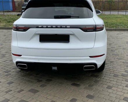 Білий Порше Cayenne, об'ємом двигуна 3 л та пробігом 84 тис. км за 49000 $, фото 7 на Automoto.ua