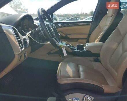 Білий Порше Cayenne, об'ємом двигуна 3.6 л та пробігом 69 тис. км за 11400 $, фото 6 на Automoto.ua