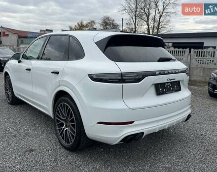 Білий Порше Cayenne, об'ємом двигуна 3 л та пробігом 33 тис. км за 59900 $, фото 35 на Automoto.ua