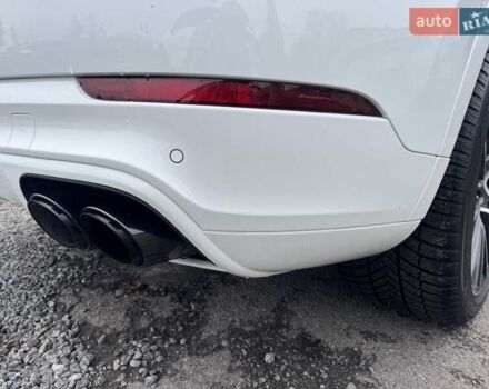 Білий Порше Cayenne, об'ємом двигуна 3 л та пробігом 33 тис. км за 59900 $, фото 50 на Automoto.ua