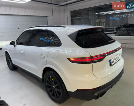 Білий Порше Cayenne, об'ємом двигуна 3 л та пробігом 75 тис. км за 71000 $, фото 10 на Automoto.ua