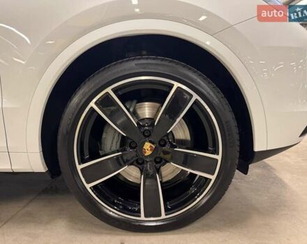 Белый Порше Каен, объемом двигателя 2.89 л и пробегом 62 тыс. км за 67201 $, фото 20 на Automoto.ua