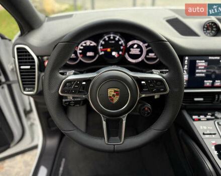 Білий Порше Cayenne, об'ємом двигуна 3 л та пробігом 45 тис. км за 59500 $, фото 32 на Automoto.ua