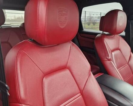 Белый Порше Каен, объемом двигателя 2.89 л и пробегом 166 тыс. км за 55000 $, фото 17 на Automoto.ua