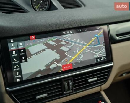 Білий Порше Cayenne, об'ємом двигуна 3 л та пробігом 60 тис. км за 64900 $, фото 45 на Automoto.ua