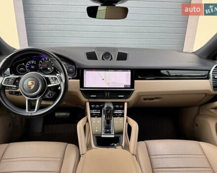 Белый Порше Каен, объемом двигателя 3 л и пробегом 49 тыс. км за 71400 $, фото 88 на Automoto.ua