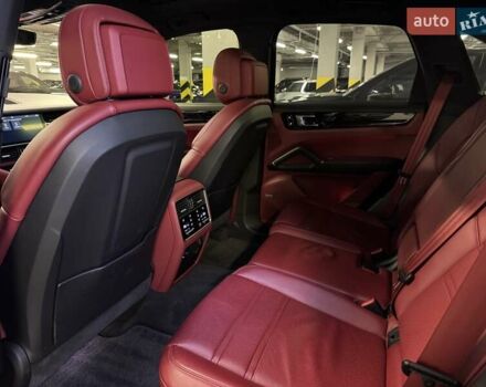 Белый Порше Каен, объемом двигателя 2.89 л и пробегом 62 тыс. км за 61255 $, фото 46 на Automoto.ua