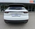 Белый Порше Каен, объемом двигателя 2.98 л и пробегом 33 тыс. км за 56000 $, фото 6 на Automoto.ua