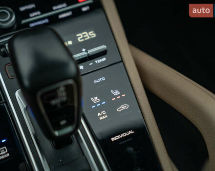 Белый Порше Каен, объемом двигателя 3 л и пробегом 116 тыс. км за 44900 $, фото 36 на Automoto.ua