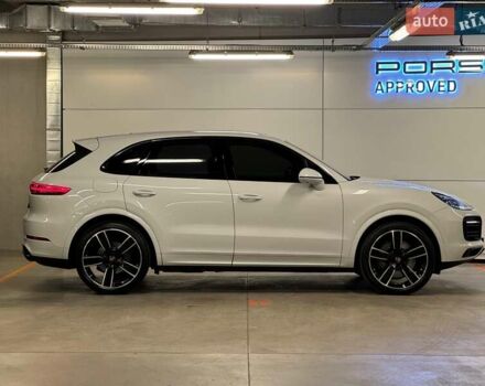 Белый Порше Каен, объемом двигателя 2.89 л и пробегом 62 тыс. км за 67201 $, фото 10 на Automoto.ua