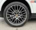 Белый Порше Каен, объемом двигателя 2.98 л и пробегом 33 тыс. км за 56000 $, фото 25 на Automoto.ua