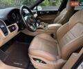 Белый Порше Каен, объемом двигателя 3 л и пробегом 49 тыс. км за 71400 $, фото 44 на Automoto.ua