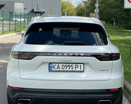 Білий Порше Cayenne, об'ємом двигуна 3 л та пробігом 91 тис. км за 59900 $, фото 5 на Automoto.ua