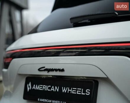 Білий Порше Cayenne, об'ємом двигуна 3 л та пробігом 60 тис. км за 64900 $, фото 8 на Automoto.ua