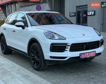 Белый Порше Каен, объемом двигателя 3 л и пробегом 124 тыс. км за 49500 $, фото 1 на Automoto.ua