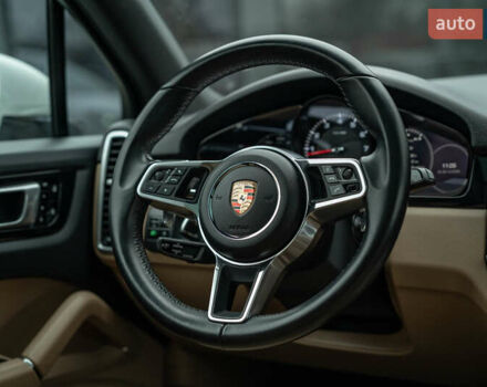 Белый Порше Каен, объемом двигателя 3 л и пробегом 116 тыс. км за 44900 $, фото 23 на Automoto.ua