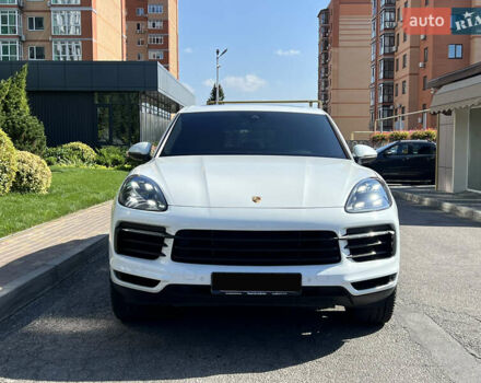 Белый Порше Каен, объемом двигателя 3 л и пробегом 28 тыс. км за 49900 $, фото 1 на Automoto.ua