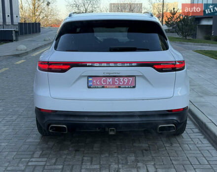 Белый Порше Каен, объемом двигателя 3 л и пробегом 124 тыс. км за 49500 $, фото 5 на Automoto.ua