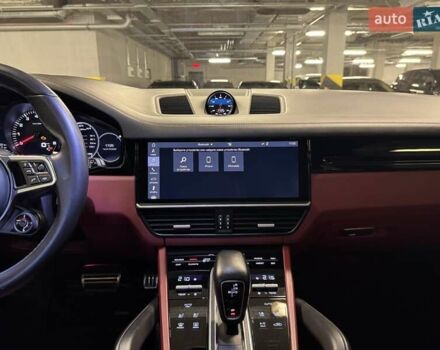 Белый Порше Каен, объемом двигателя 2.89 л и пробегом 62 тыс. км за 61255 $, фото 29 на Automoto.ua