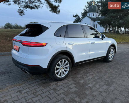 Белый Порше Каен, объемом двигателя 3 л и пробегом 96 тыс. км за 41800 $, фото 3 на Automoto.ua