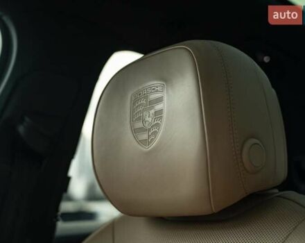 Білий Порше Cayenne, об'ємом двигуна 3 л та пробігом 60 тис. км за 64900 $, фото 55 на Automoto.ua