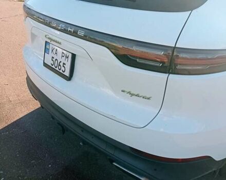 Белый Порше Каен, объемом двигателя 3 л и пробегом 105 тыс. км за 67000 $, фото 7 на Automoto.ua