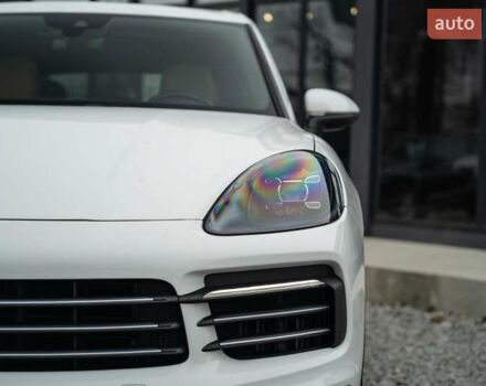 Белый Порше Каен, объемом двигателя 3 л и пробегом 116 тыс. км за 44900 $, фото 12 на Automoto.ua