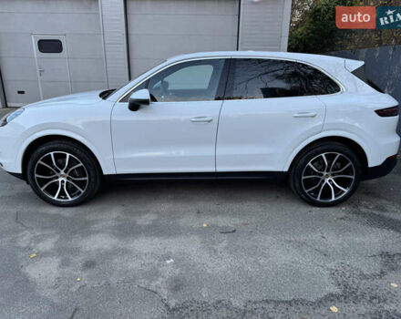 Білий Порше Cayenne, об'ємом двигуна 3 л та пробігом 43 тис. км за 62000 $, фото 3 на Automoto.ua