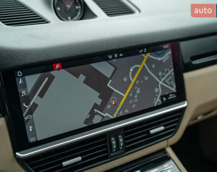 Белый Порше Каен, объемом двигателя 3 л и пробегом 116 тыс. км за 44900 $, фото 33 на Automoto.ua