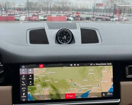 Білий Порше Cayenne, об'ємом двигуна 3 л та пробігом 91 тис. км за 56800 $, фото 17 на Automoto.ua