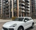 Білий Порше Cayenne, об'ємом двигуна 3 л та пробігом 138 тис. км за 55000 $, фото 2 на Automoto.ua