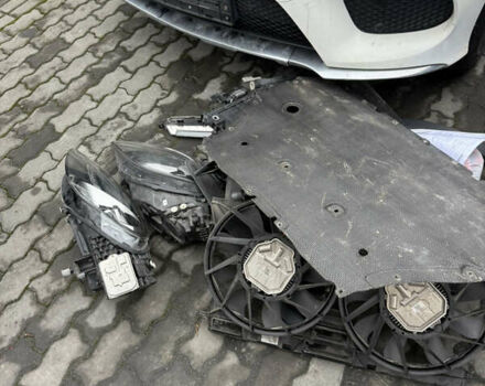 Белый Порше Каен, объемом двигателя 3 л и пробегом 123 тыс. км за 39500 $, фото 8 на Automoto.ua