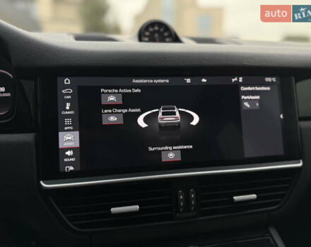 Білий Порше Cayenne, об'ємом двигуна 3 л та пробігом 45 тис. км за 59500 $, фото 43 на Automoto.ua