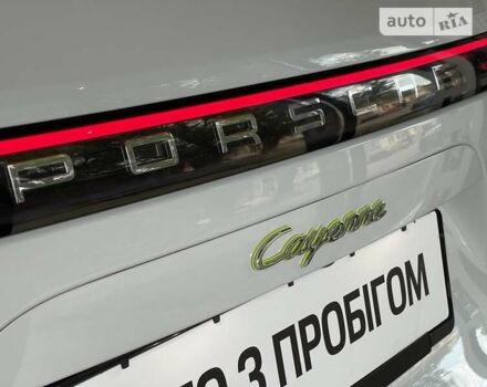 Білий Порше Cayenne, об'ємом двигуна 3 л та пробігом 139 тис. км за 95000 $, фото 5 на Automoto.ua