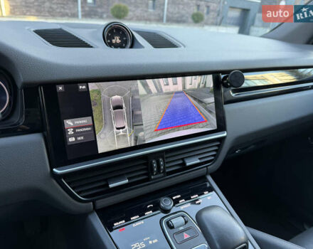 Белый Порше Каен, объемом двигателя 3 л и пробегом 124 тыс. км за 49500 $, фото 13 на Automoto.ua