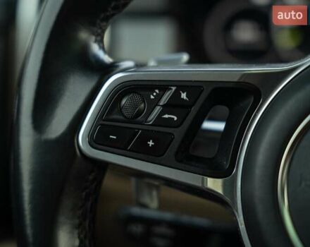 Білий Порше Cayenne, об'ємом двигуна 3 л та пробігом 60 тис. км за 64900 $, фото 40 на Automoto.ua