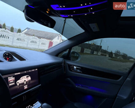 Белый Порше Каен, объемом двигателя 3 л и пробегом 96 тыс. км за 41800 $, фото 17 на Automoto.ua