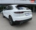 Белый Порше Каен, объемом двигателя 2.98 л и пробегом 33 тыс. км за 56000 $, фото 5 на Automoto.ua